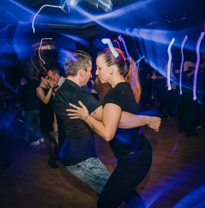 Salsa & Sensual Metropolis Weekend Party 08.11.2024
